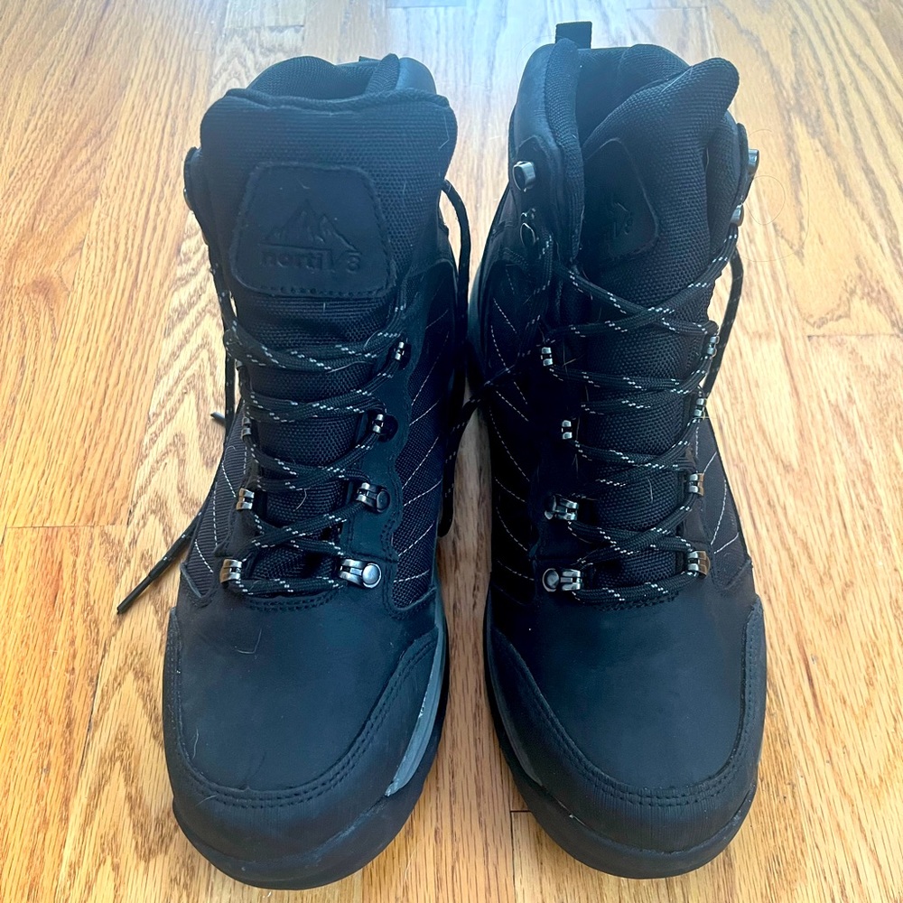 Nortiv8 Skyline Waterproof Boots Size 10.5